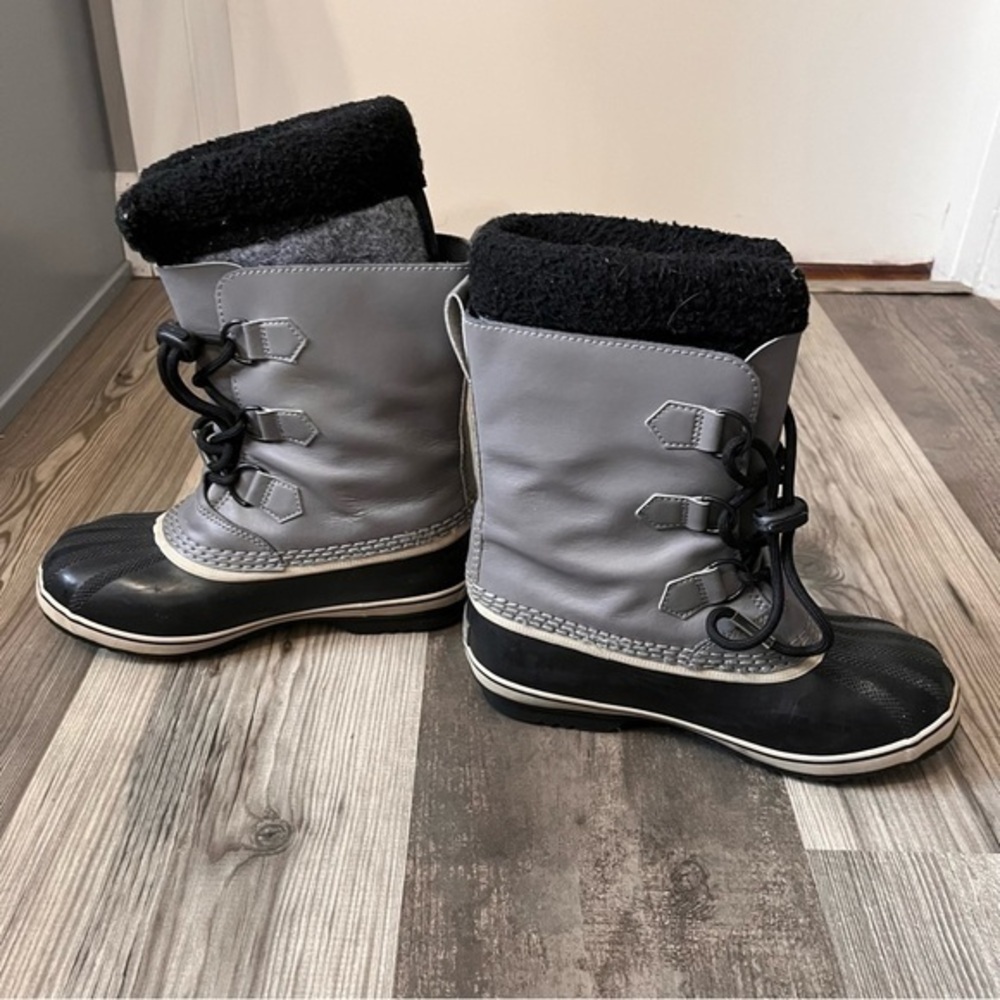 Sorel Winter Gray Leather Boots 5‎